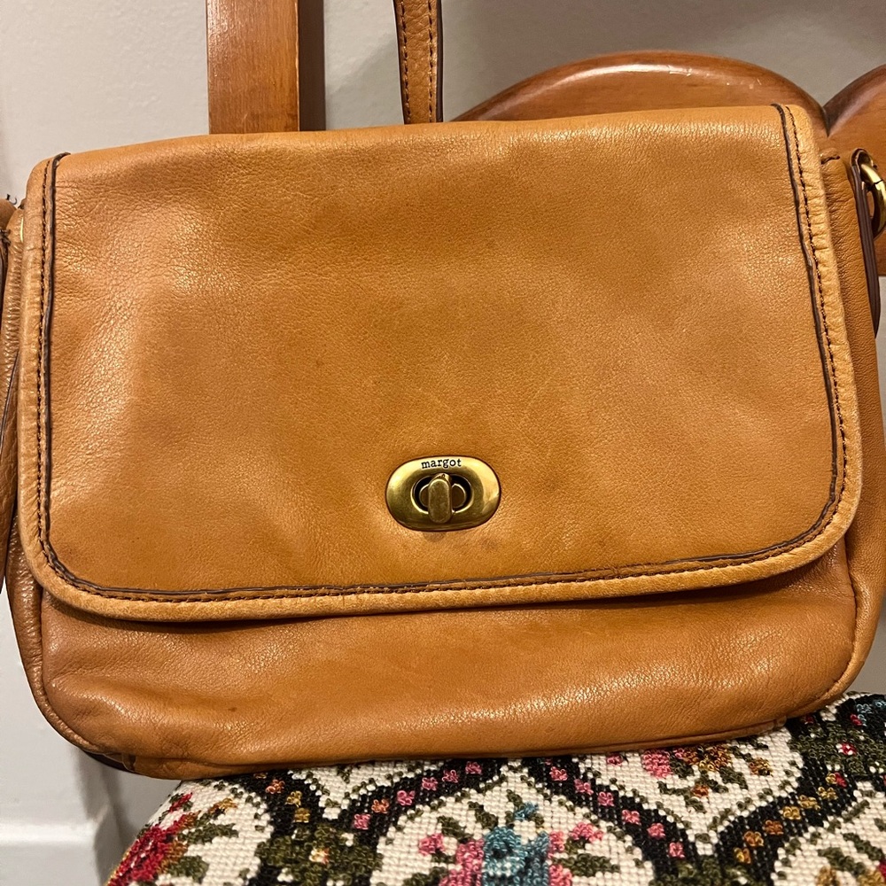 Dazet Tan Leather Crossbody Bag